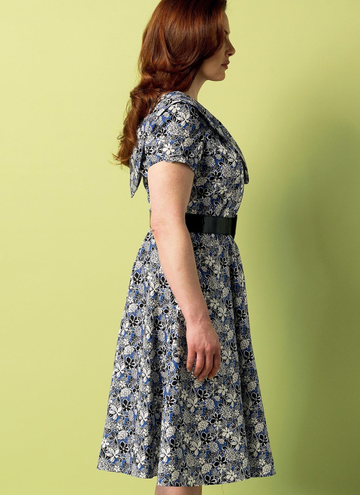 Butterick Sewing Pattern B5930 Misses'/Misses' Petite/Women's/Women's Petite Shawl Collar Dresses