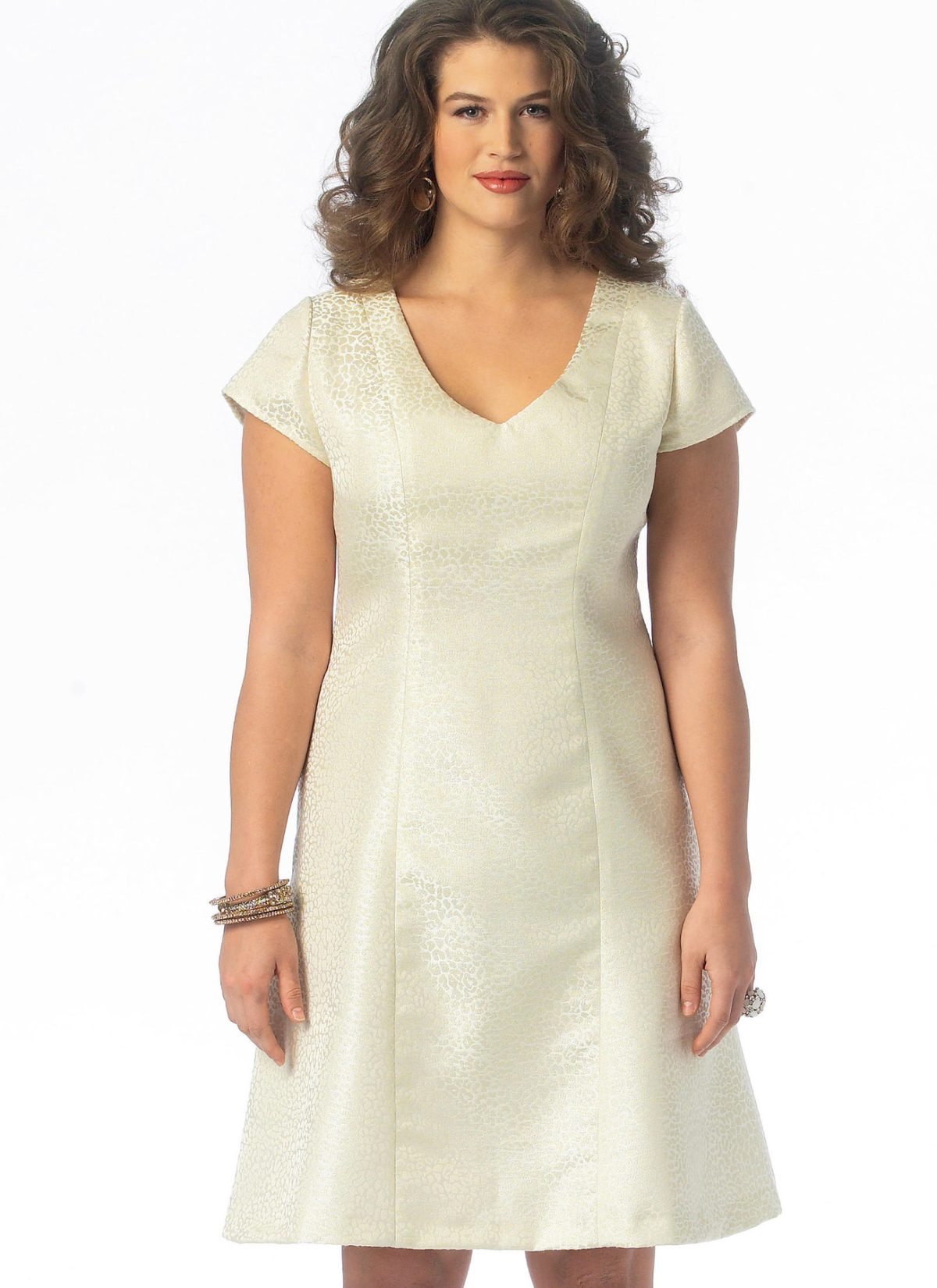 McCall's Sewing Pattern M6920 Misses'/Miss Petite/Women's/Women's Petite Dresses