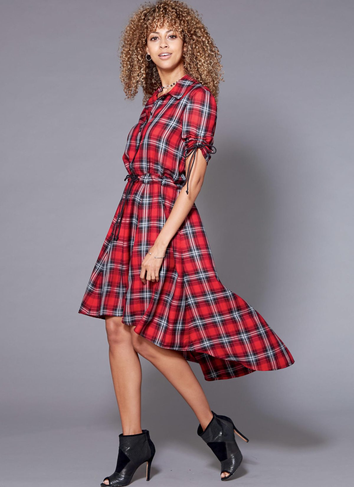McCall's Sewing Pattern M7682 Misses'/Miss Petite Shirtdresses with Drawstring Waist