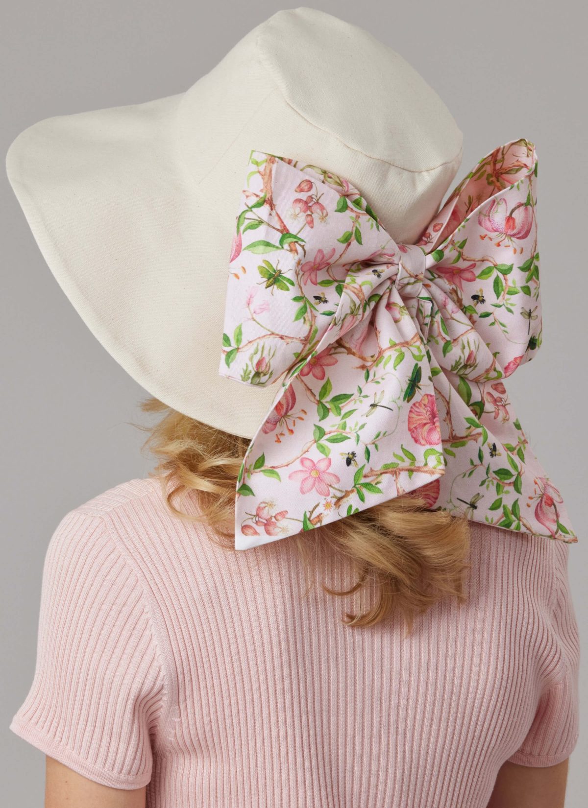 McCall's Sewing Pattern M8597 Hats and Bags