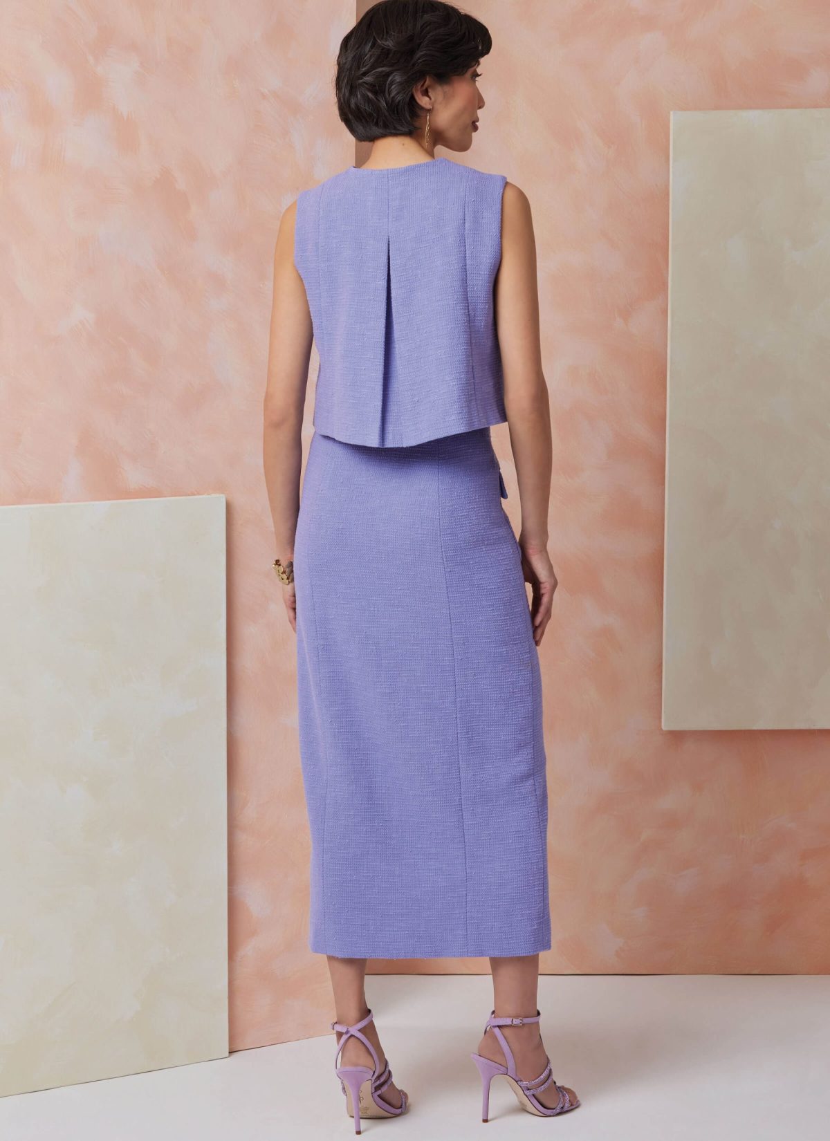 Vogue Patterns Sewing Pattern V2118 Misses' Top and Skirt