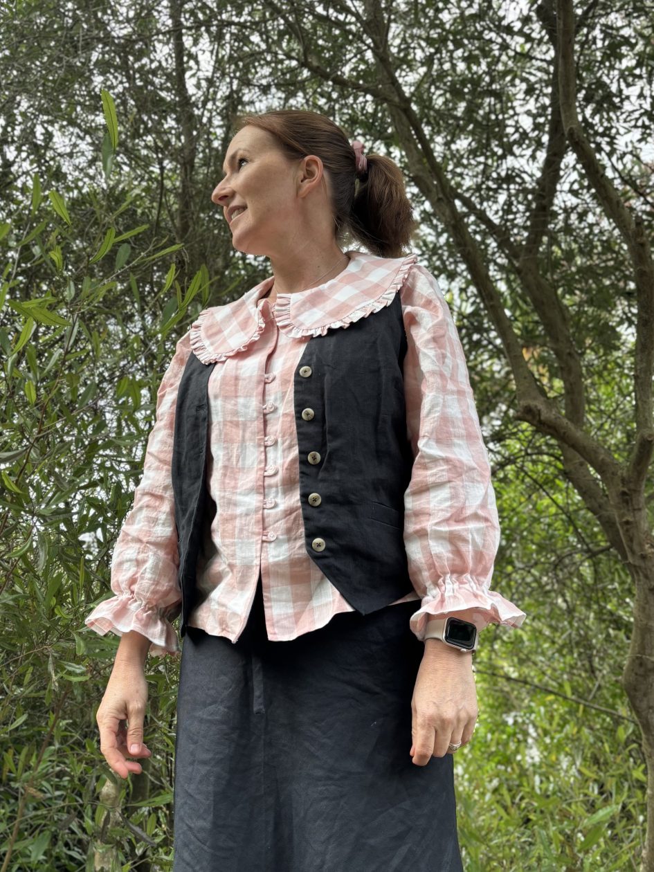 Kathryn Baker of otepotisews on Sewdirect Australia Blog featuring  Butterick 6895 Top 