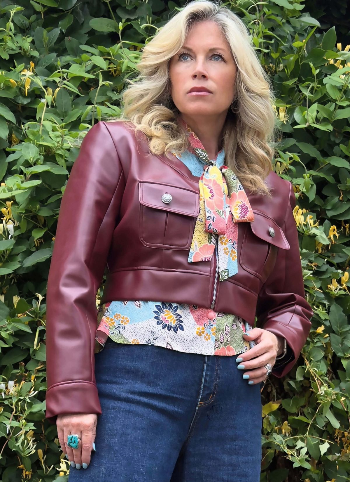 Know Me Sewing Pattern ME2137 Misses' Blouse and Jacket by Lynn Brannelly