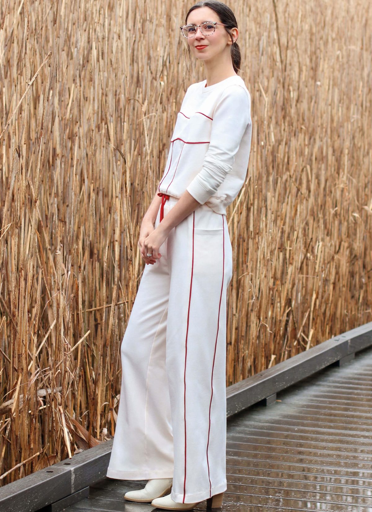 Know Me Sewing Pattern ME2138 Misses' Sweatsuit Top and Trousers by Holly Darling