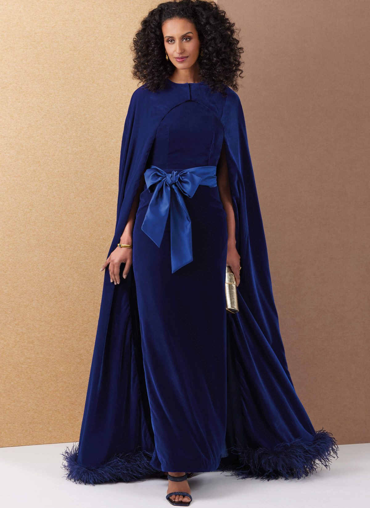 Vogue Patterns Sewing Pattern V2132 Misses' Full-Length Cape and Dress with Sash